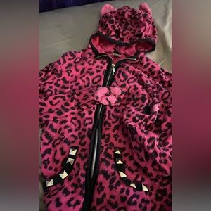 Hot Topic Hoodie Size XL
